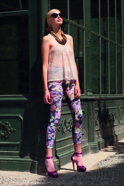 Trasparenze - Trendy flower print leggings Flowery, multicolor, size M/L